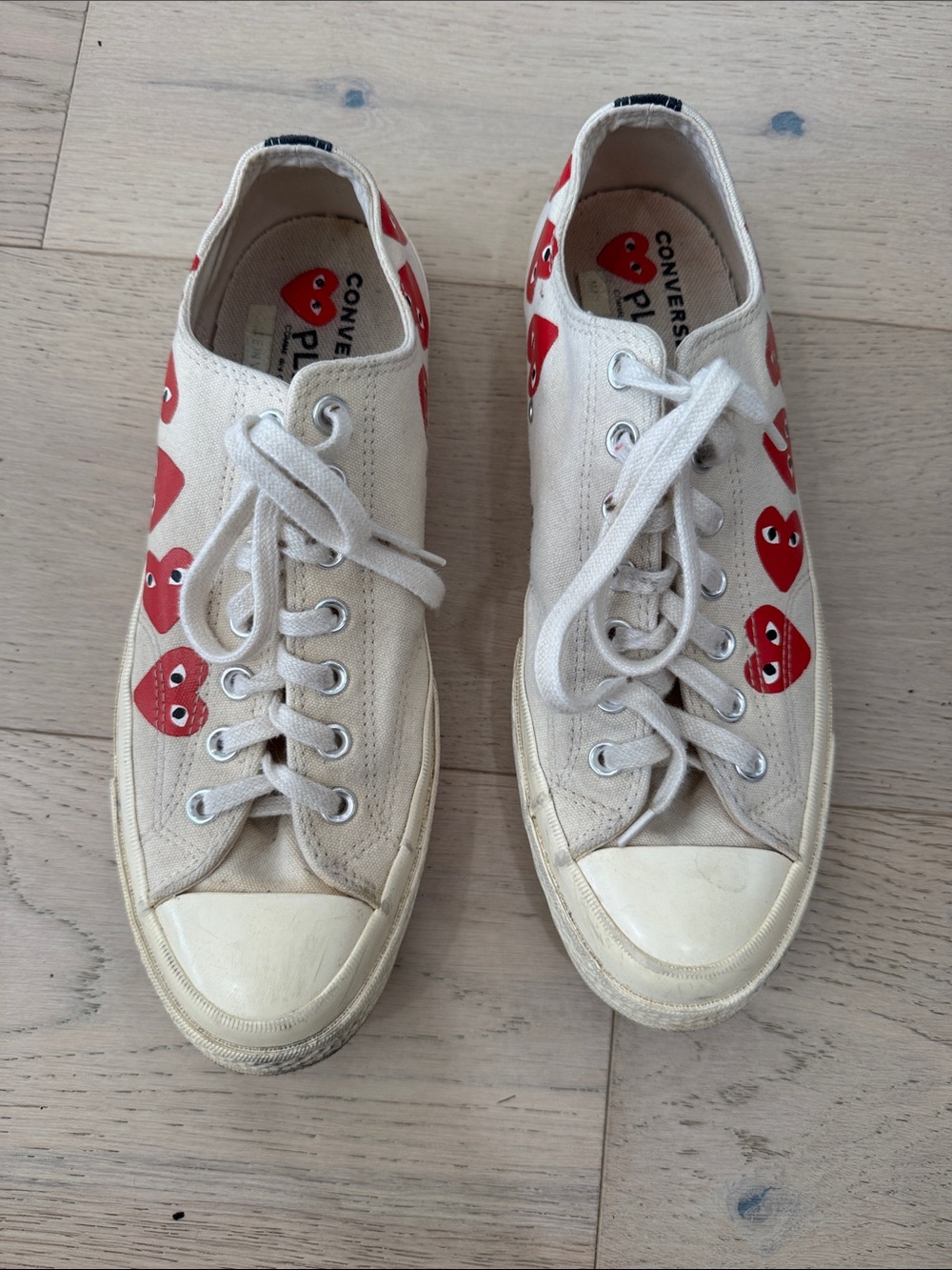 Converse Kids Cream Canvas Sneakers with Red Heart Motif